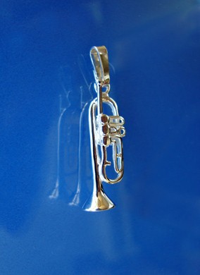 „Kleine Konzerttrompete“ als Anhänger
